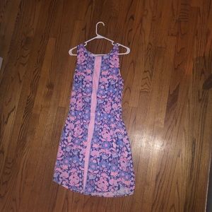 Lilly Pulitzer dress! Has elastic in the middle!!